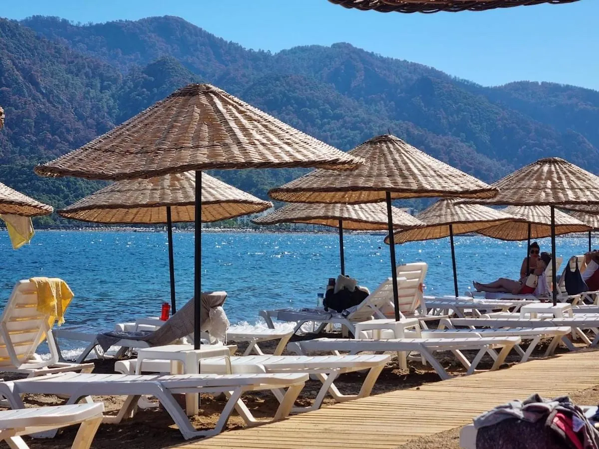 Deniz Manzarali, Plaja 100 Metre, Luks Daire 3 مرمريس