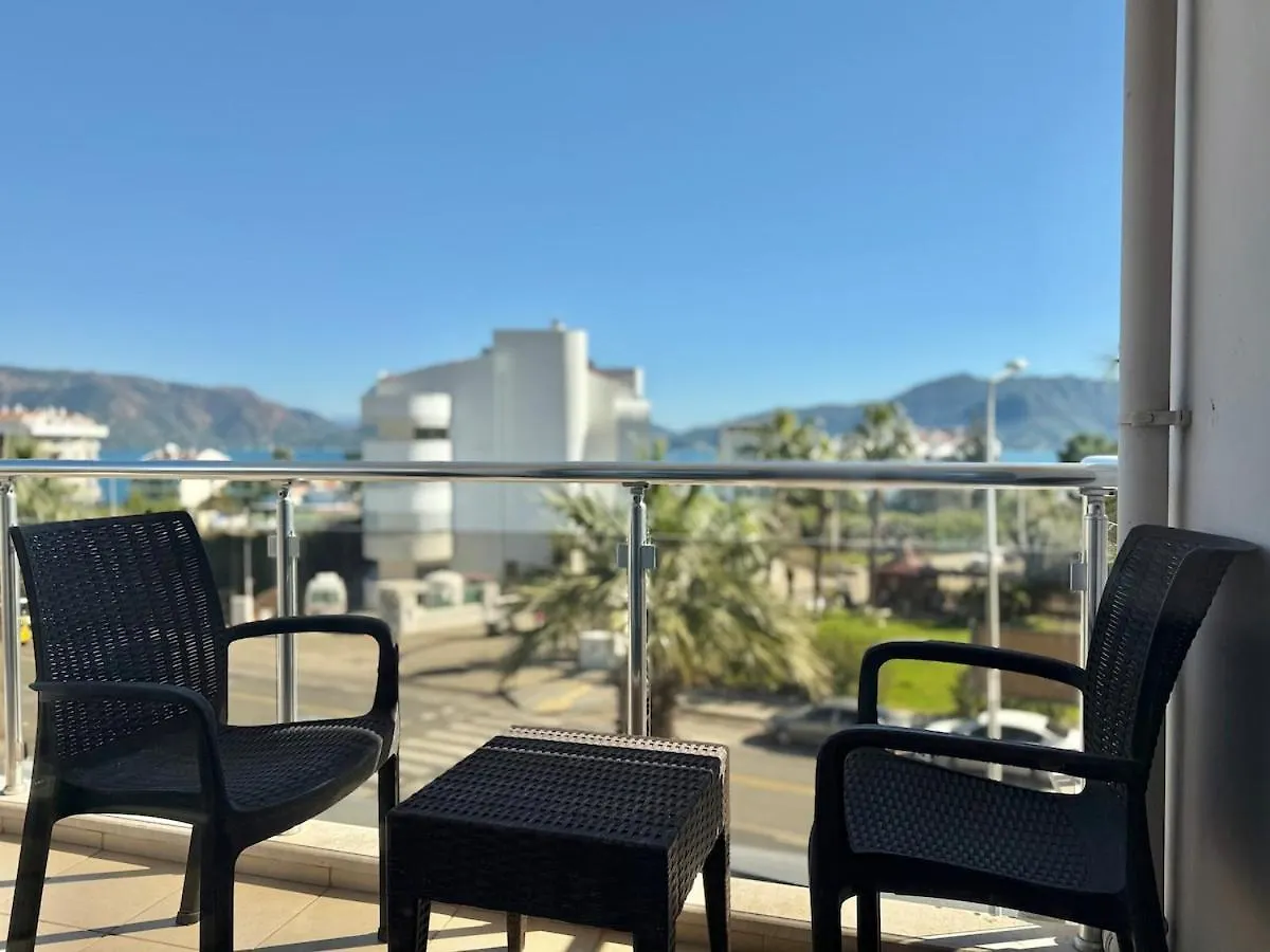 Deniz Manzarali, Plaja 100 Metre, Luks Daire 3 مرمريس شقة