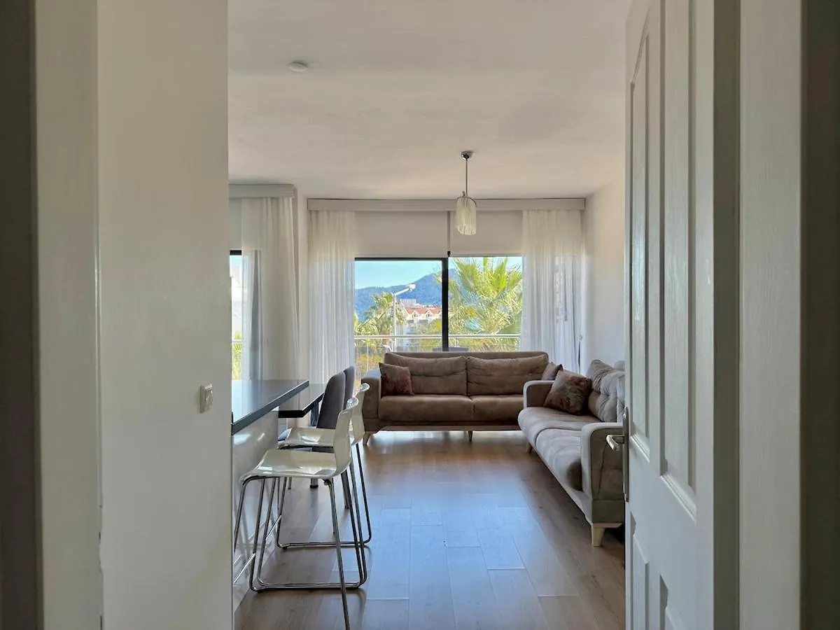 Deniz Manzarali, Plaja 100 Metre, Luks Daire 3 مرمريس شقة